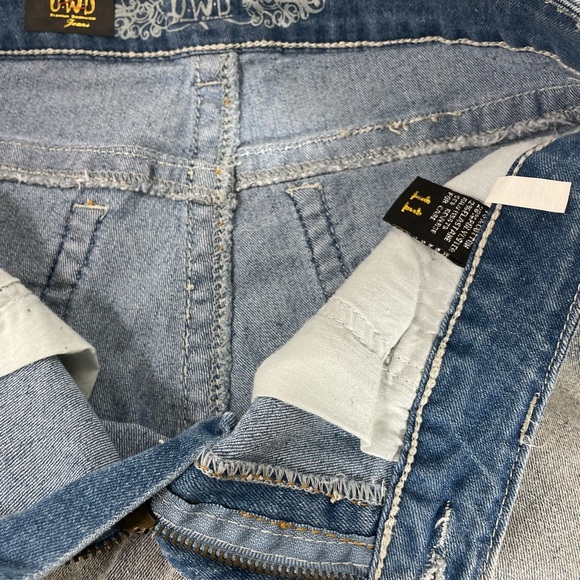 UWD stretch denim shorts size 11 mid rise regular fit NEW - Picture 7 of 8